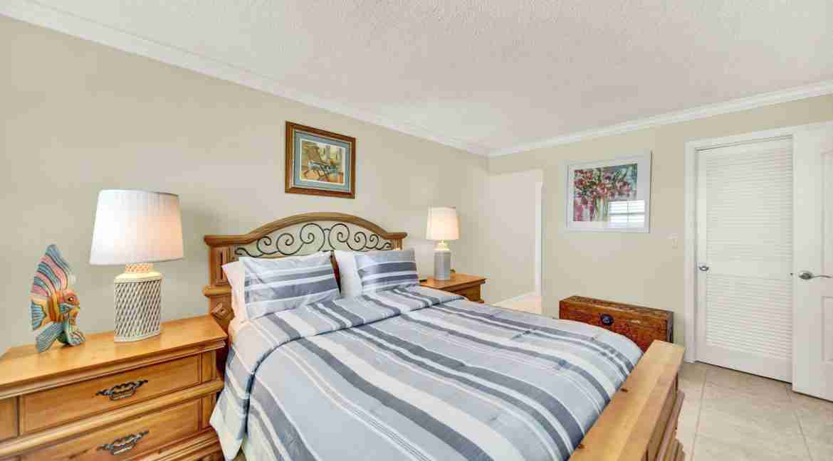 703E_Sand_Dollar_Shores-17