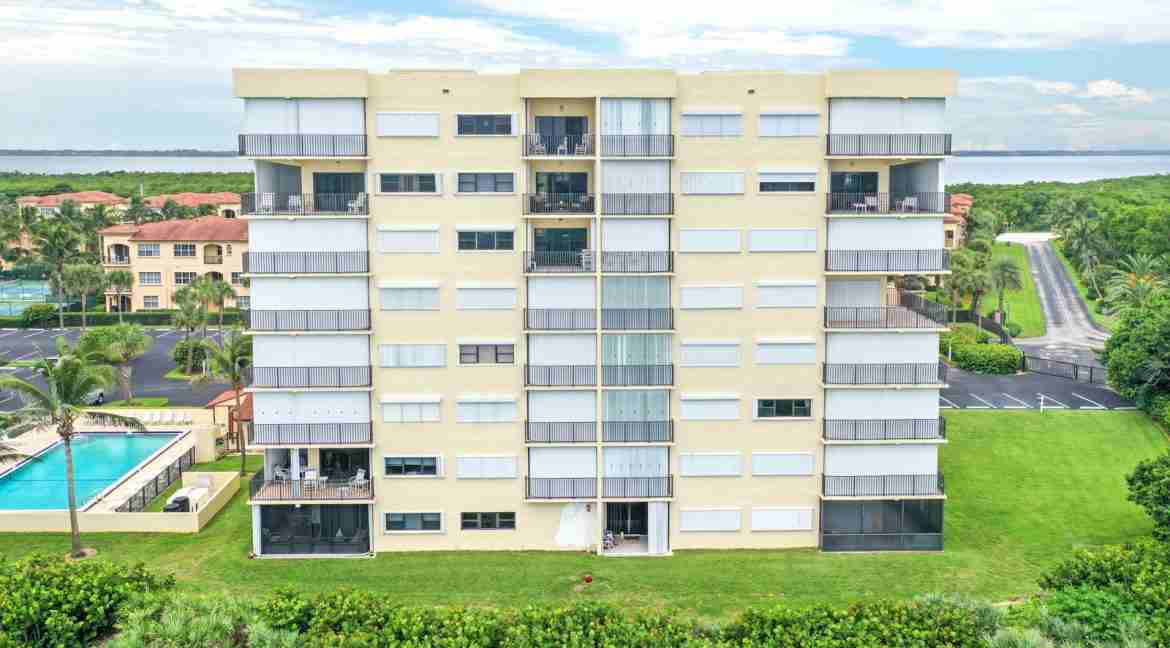 703E_Sand_Dollar_Shores-2