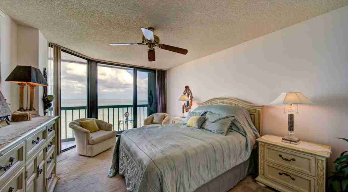 032 - MBR 1 - Island Dunes I #1301