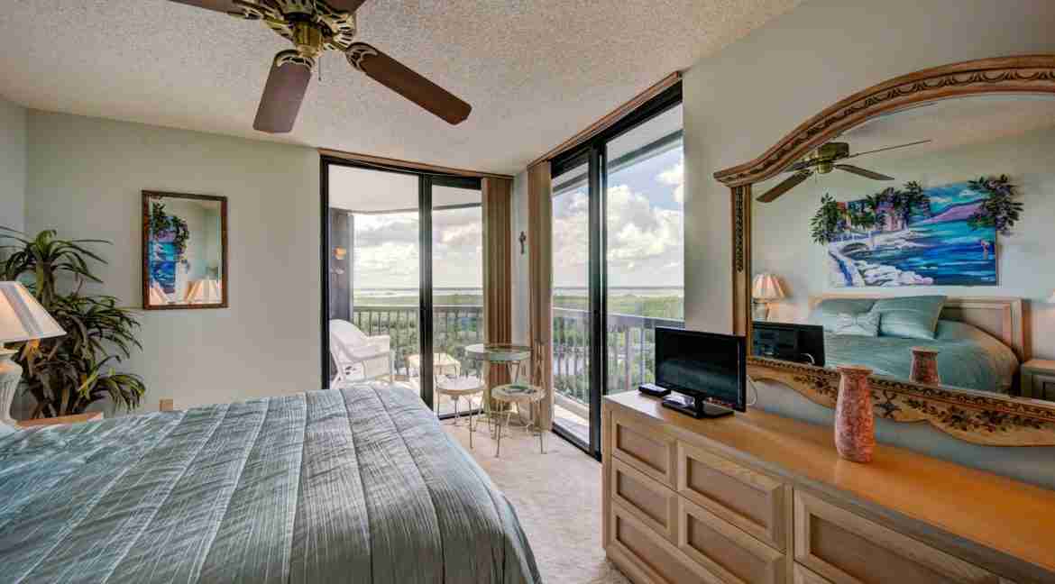 037 - - GBR 2 1 - Island Dunes I #1301